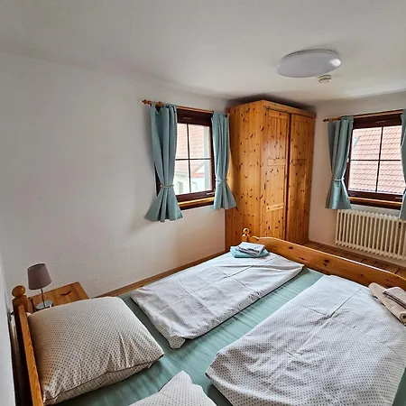 Gast- Und Milchhof Franz *