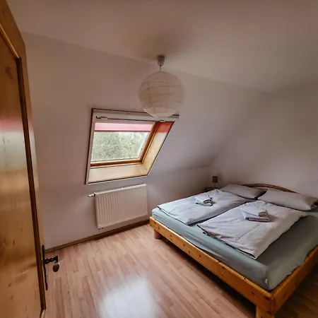 Gast- Und Milchhof Franz Appartement Kirchberg an der Jagst